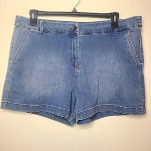 Sugar Magnolia Light Blue Denim Plus Size Shorts Size 18